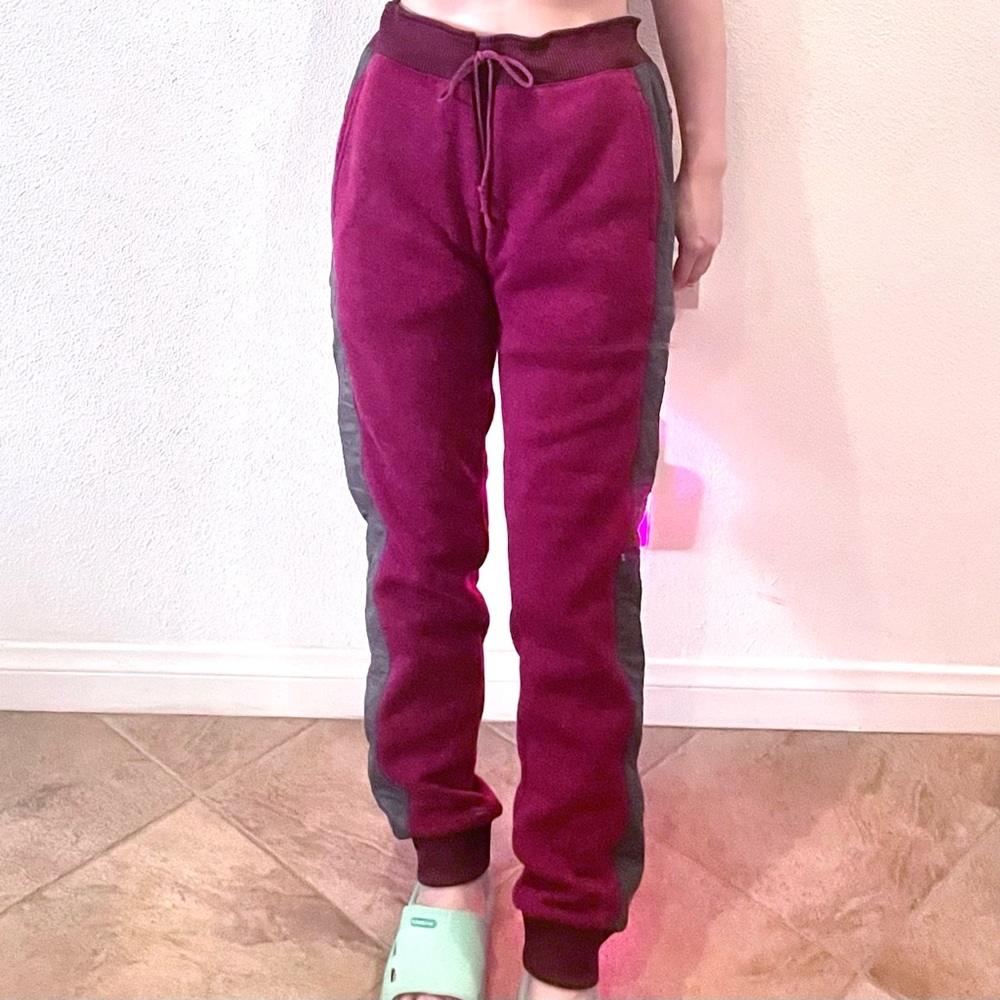 Burton - Maroon Thick Fleece Sweatpants Bottom [Size M] 💜